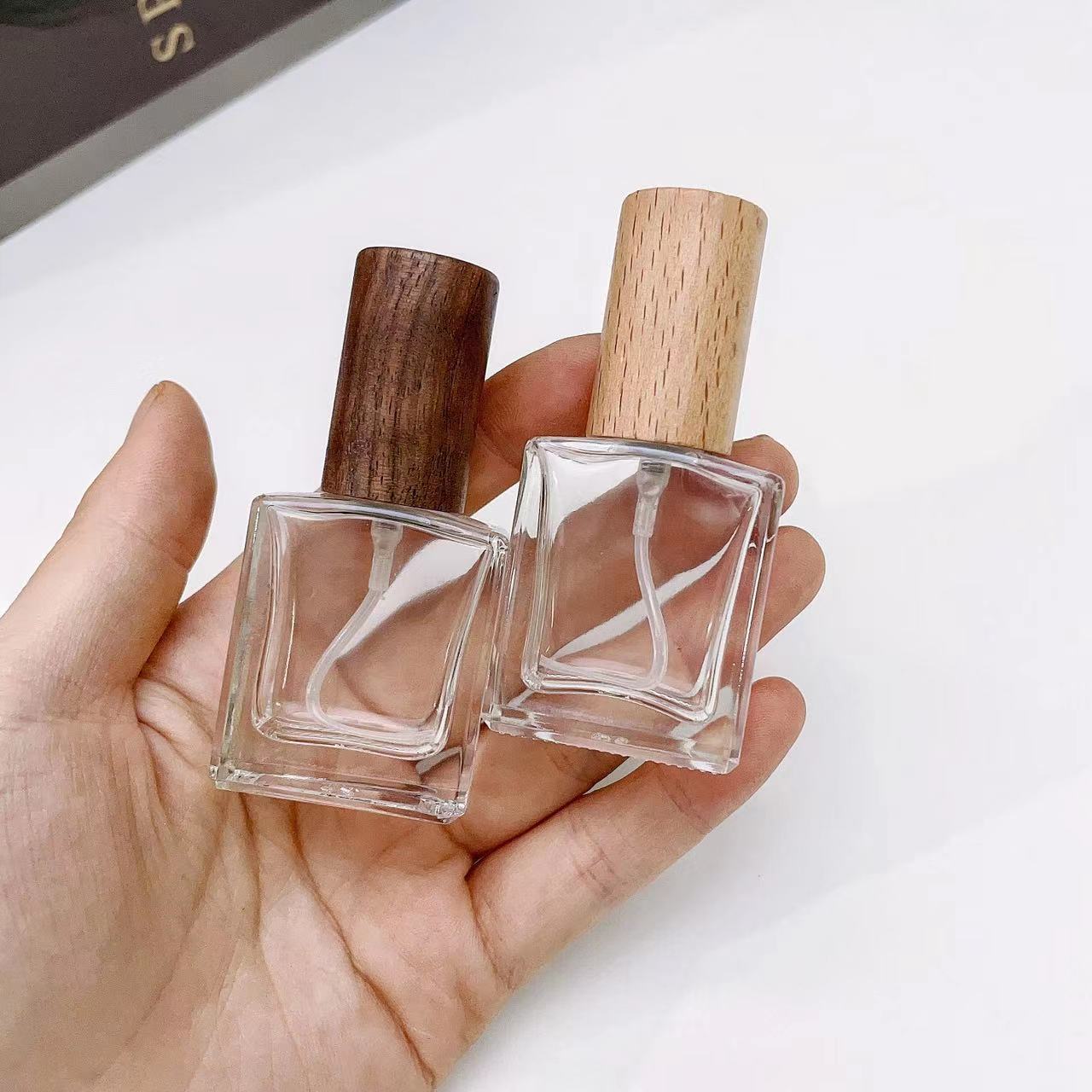 ขวดสเปรย์น้ำหอมแก้วใสหนา10มล.  - Perfume Fragrance Book บทวิจารณ์และราคา